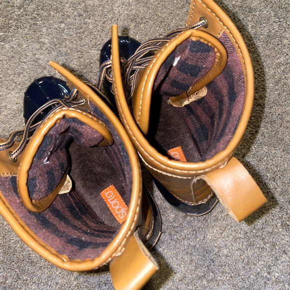 Rain Boots/Sporto Duck Boots - Picture 5 of 7